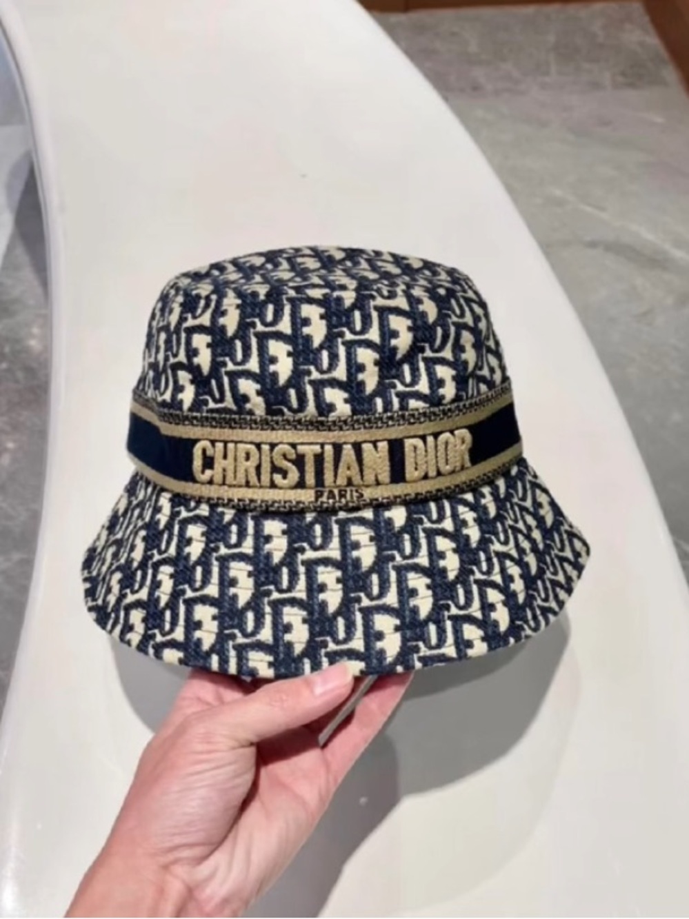 Christian Dior Bucket Hat Dior Oblique Jacquard Motif